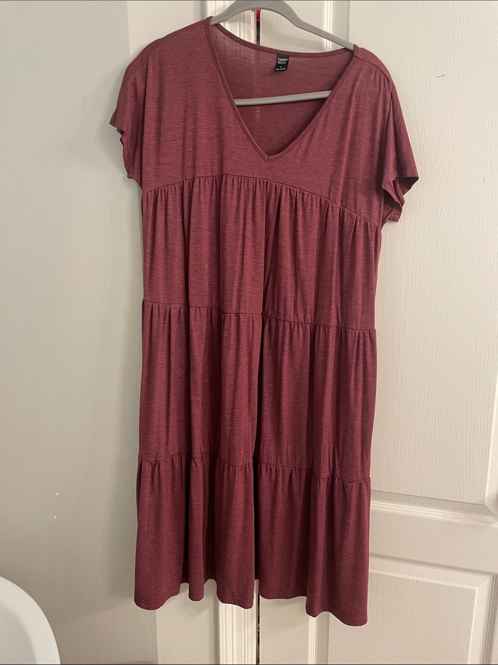 Casual Tiered V-Neck Midi Dress — Mauve